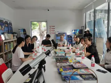 温州市政府调研组到园岭街道百花儿童友好街区调研交流