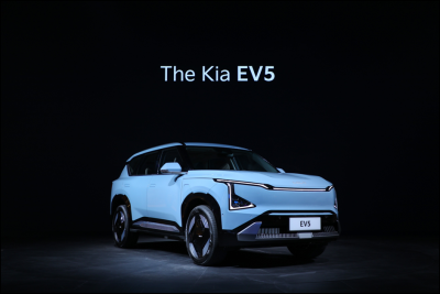 起亚全新战略车型EV5首发上市