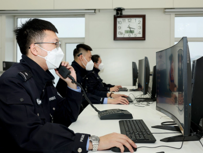 观警台丨失联17年，报警48小时内寻回 ，报警人：深圳警察速度“杠杠的”