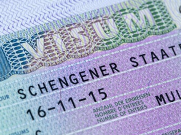 欧盟通过新规，允许计划前往申根地区者在线申请签证