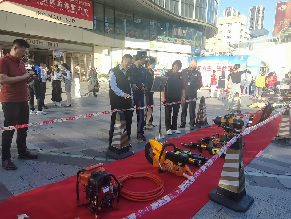 东晓街道开展“119”消防宣传月活动
