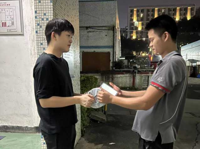 仅用了13分钟！深圳双十一首单“极效前置”件送达
