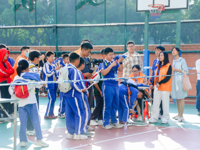 在体验中创新成长！第四届深圳市青少年科技运动会开幕