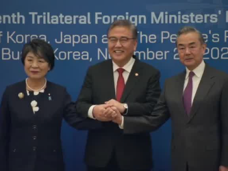 王毅出席中日韩外长会：推动三国合作重入正轨