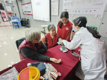 石岩街道官田社区开展“糖尿病科普进万家” 老年人健康知识讲座