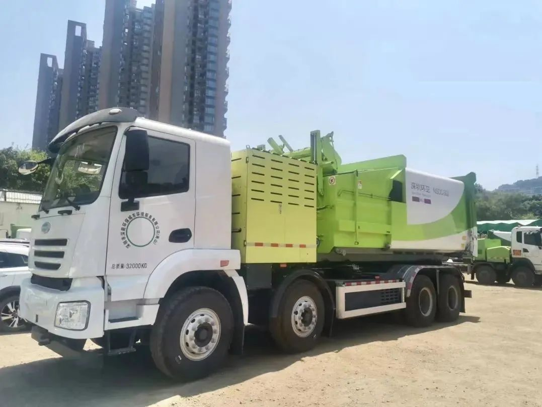 零碳环卫！国内首批氢能生活垃圾转运车在深圳上岗