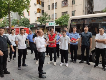 光明区社区网格管理中心调研凤凰街道小分格阵地建设