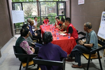 公明社区：聚焦“老有所乐”，共议老年  活动区域提升改造