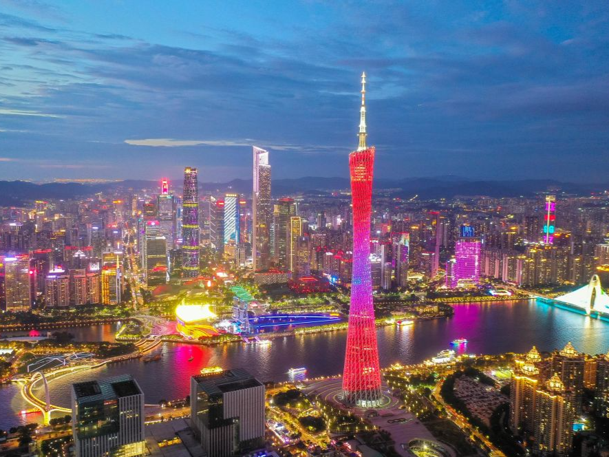 “魅力中国城市”发布：广州首度位列前三