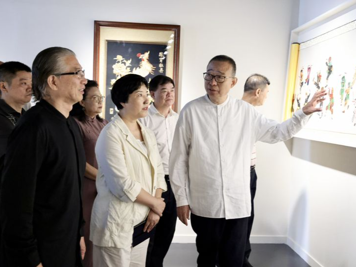 精品集结！中国文联副主席点赞“第七届深圳民间工艺精品展”