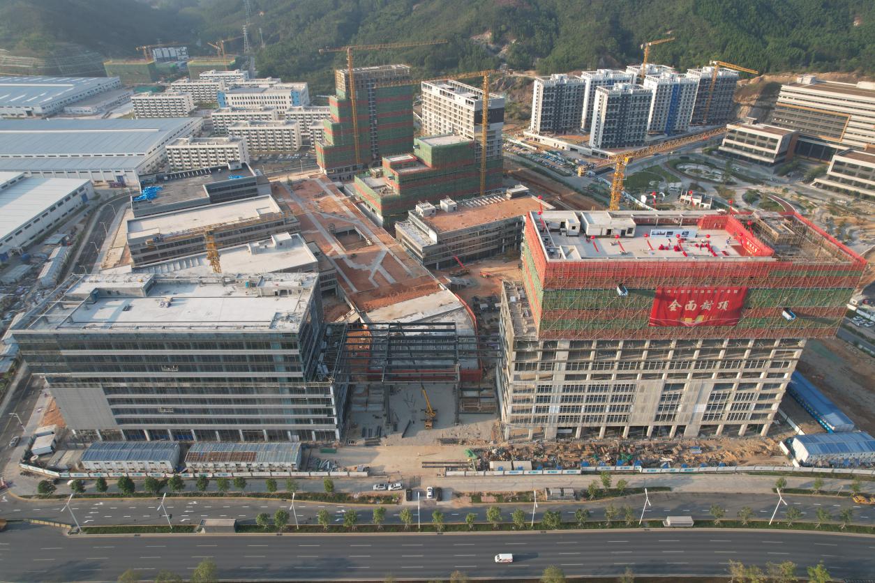 （重复，请驳回）南山建成深圳首个全面封顶的“工业上楼”新建园区，推动深汕两地高质量发展