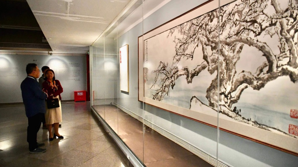 赏花发南北枝！“关山月、于希宁花鸟画艺术专题展”开幕