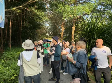 蛇口国际志愿者开启“保护自然—走进红树林”生态之旅