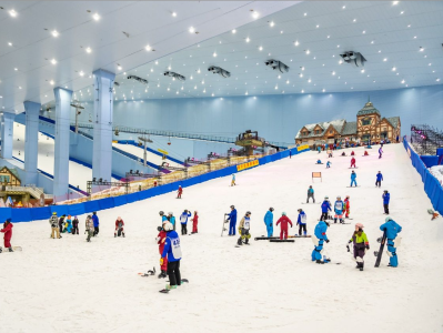北雪南移：广东室内滑雪消费热，美团搜索量同比增长295%