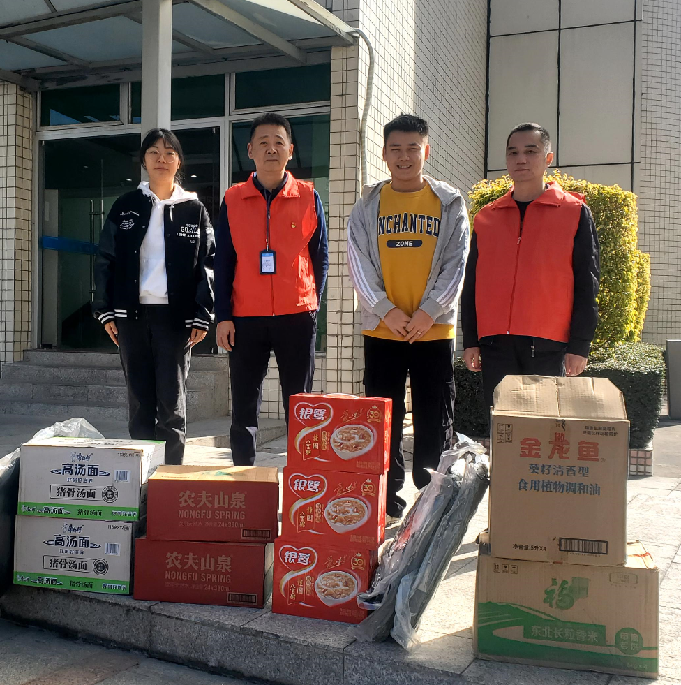 （龙岗，终审意见不发）龙岗区民政局开展专项救助行动，保障流浪乞讨人员平安过冬