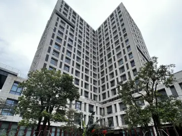 光明街道推动“绿岛园区”建设