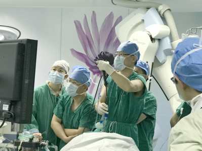 超九成手术为微创手术 南山医院胸外科手术进入微创化时代