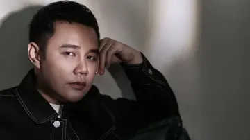 特报记者专访歌手潇峰：深圳对我来说意味着憧憬和梦想