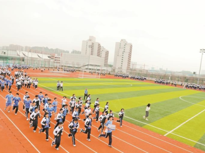 深圳义务教育实现“四增四减”  4年增加义务教育学位40万座