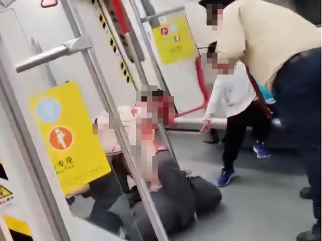 警方通报“广州地铁9号线持刀伤人事件”：嫌疑人已被刑拘