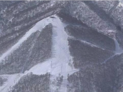 中国女子在日本滑雪摔倒被雪掩埋去世，更多细节披露→