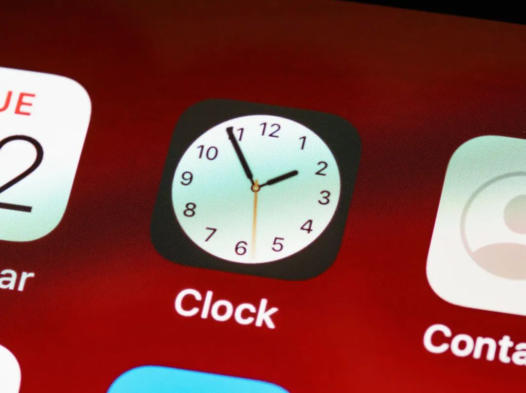 iOS17被曝闹钟不响 网友：是的，我已经迟到了