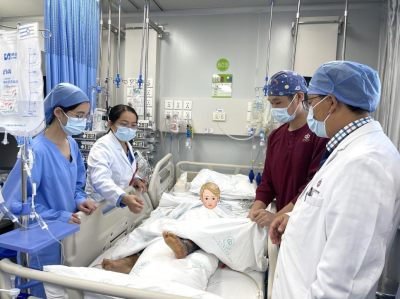 深圳6岁男童被泥头车撞至重伤，这家医院6次手术挽回生命