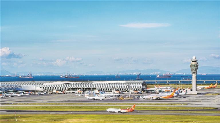 深圳机场年旅客量重回5000万人次量级，再推全新“深快线”品牌
