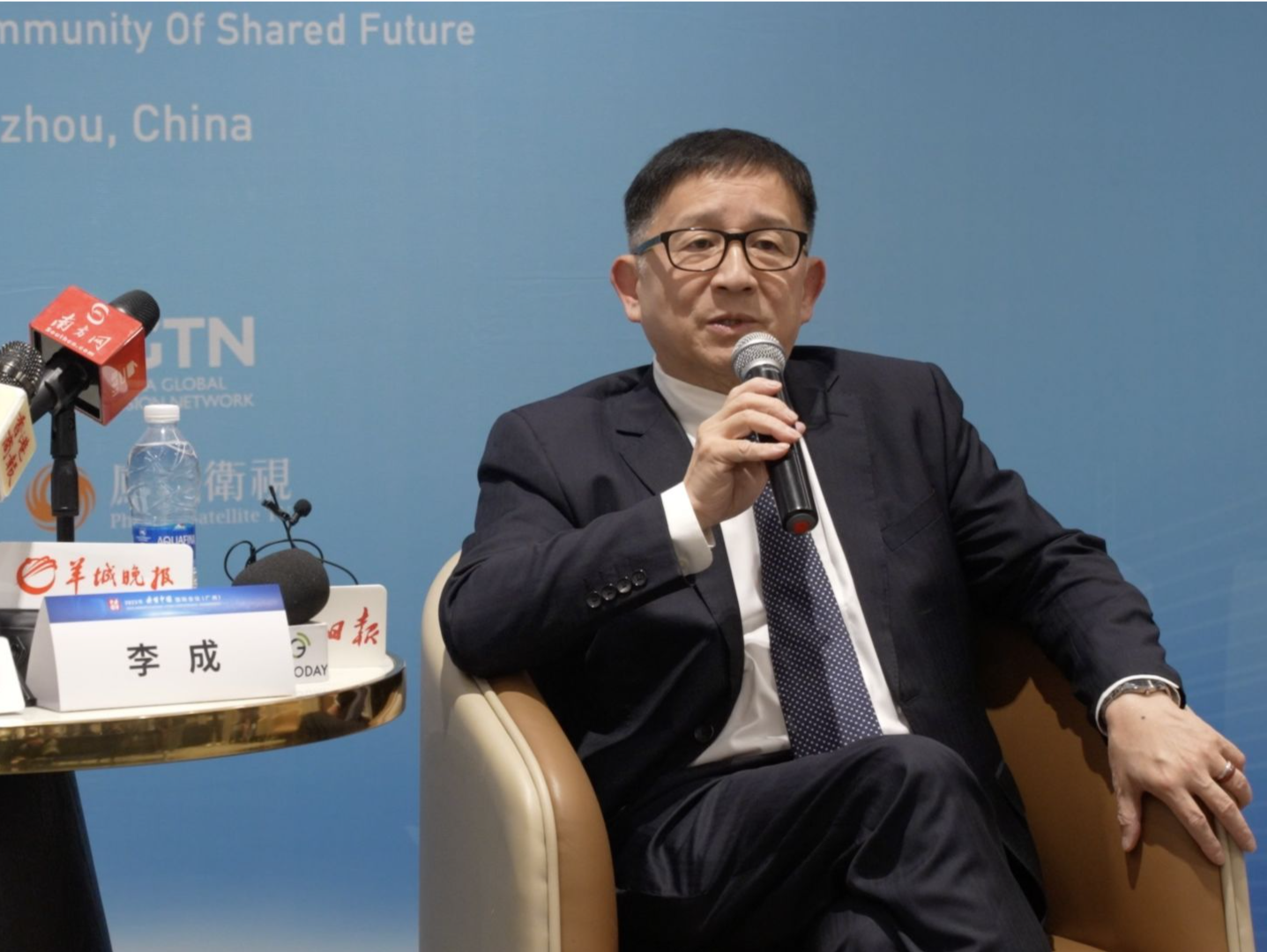 李成：深圳具有发展人工智能的优势 | “读懂中国”国际会议