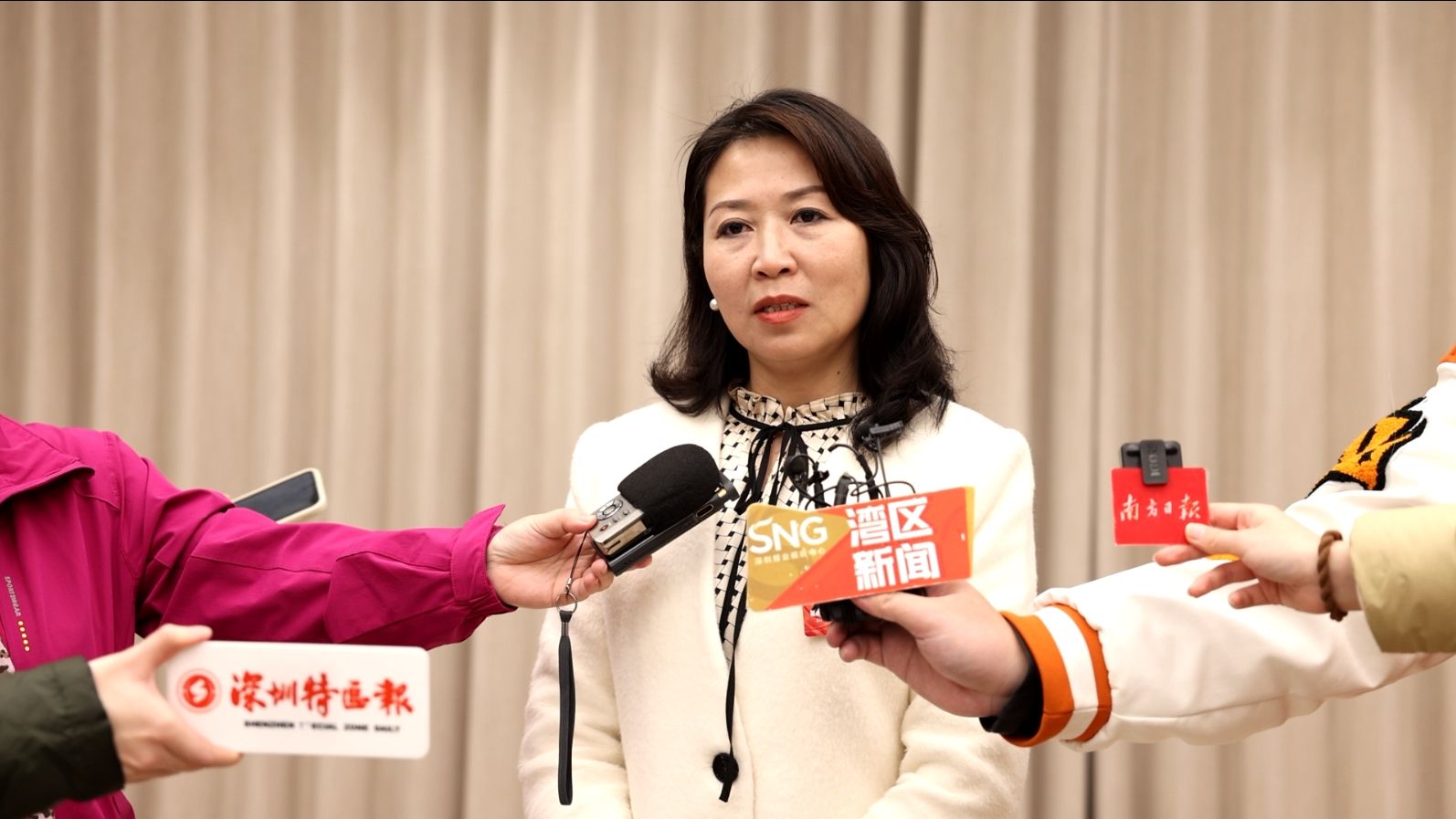 深圳市政协委员孔丽：打造民族非遗时尚博览产业园
