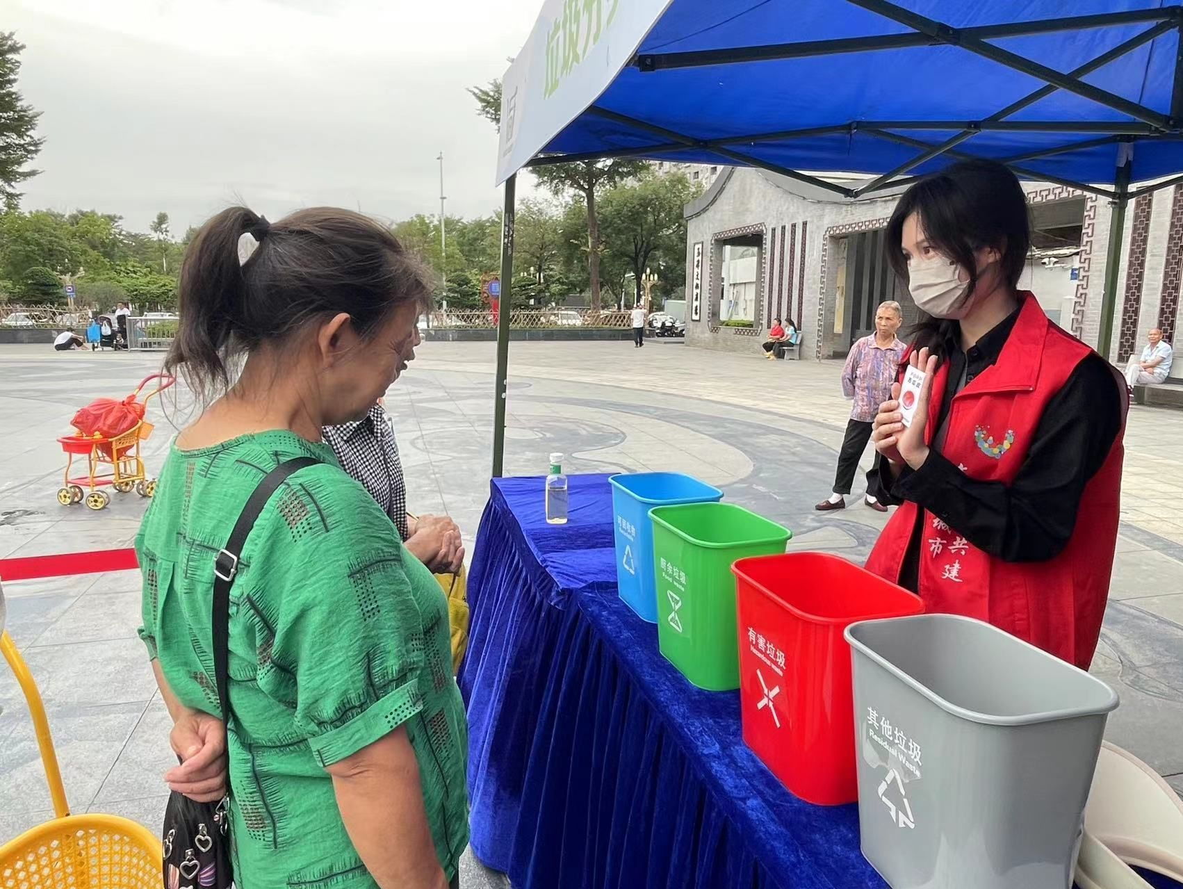 住宅区一年最高补助10万元！《深圳市生活垃圾分类工作激励办法》施行