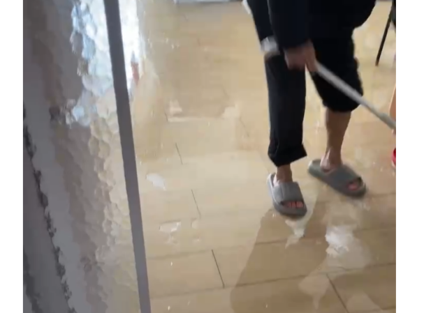 特能帮 | 管道堵塞致家具泡水，业主该如何维护权益？