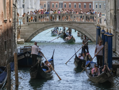 威尼斯发布旅游新规：限制旅游团并禁止扬声器