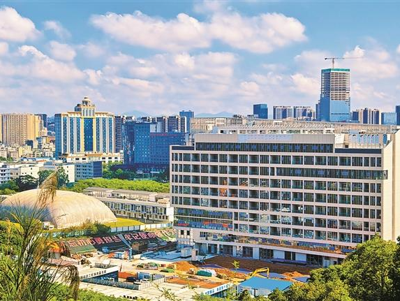 （十件大事只按深圳发布发）2023年深圳卫生健康十件大事发布  深圳人的“健康福利”不断上涨