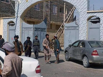阿富汗一省长办公楼遭自杀式炸弹袭击：三人受伤，袭击者被击毙