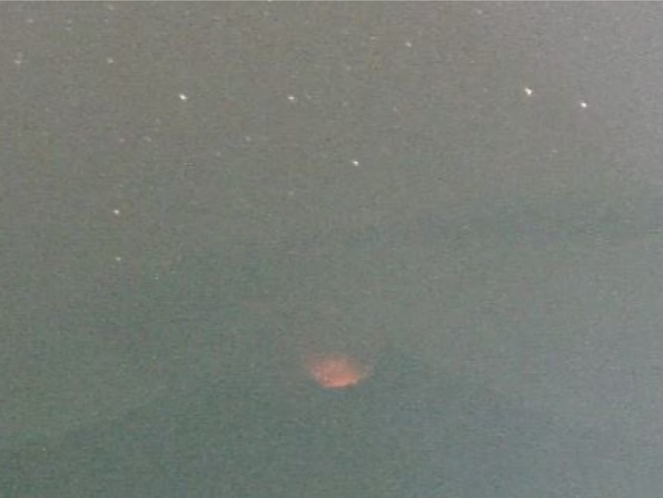 日本诹访之濑岛火山发生较大规模喷发