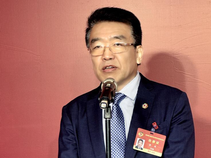 委员通道｜市政协委员张斌：建立面向人工智能产业的公共服务平台