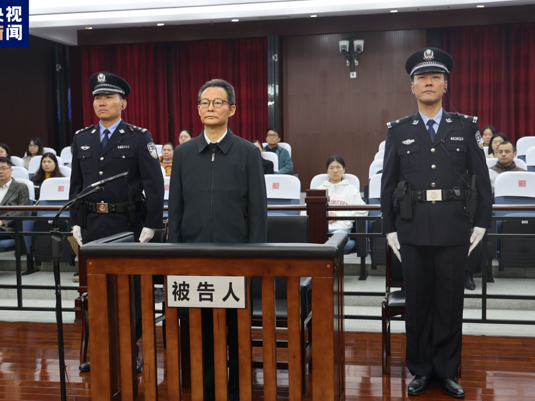 受贿超5213万元，四川省人大常委会原副主任王铭晖一审获刑16年 