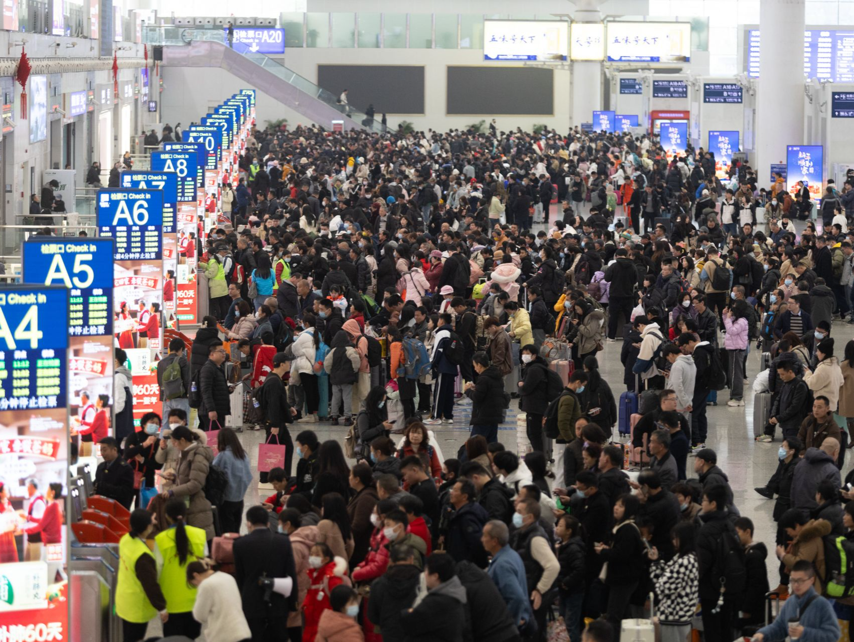 高德地图发布春运预测报告，深圳北站、深圳机场均为全国热点出行场站