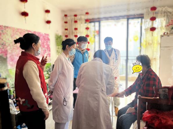 朗下社区开展“福满家园，喜迎新春”春节探访活动