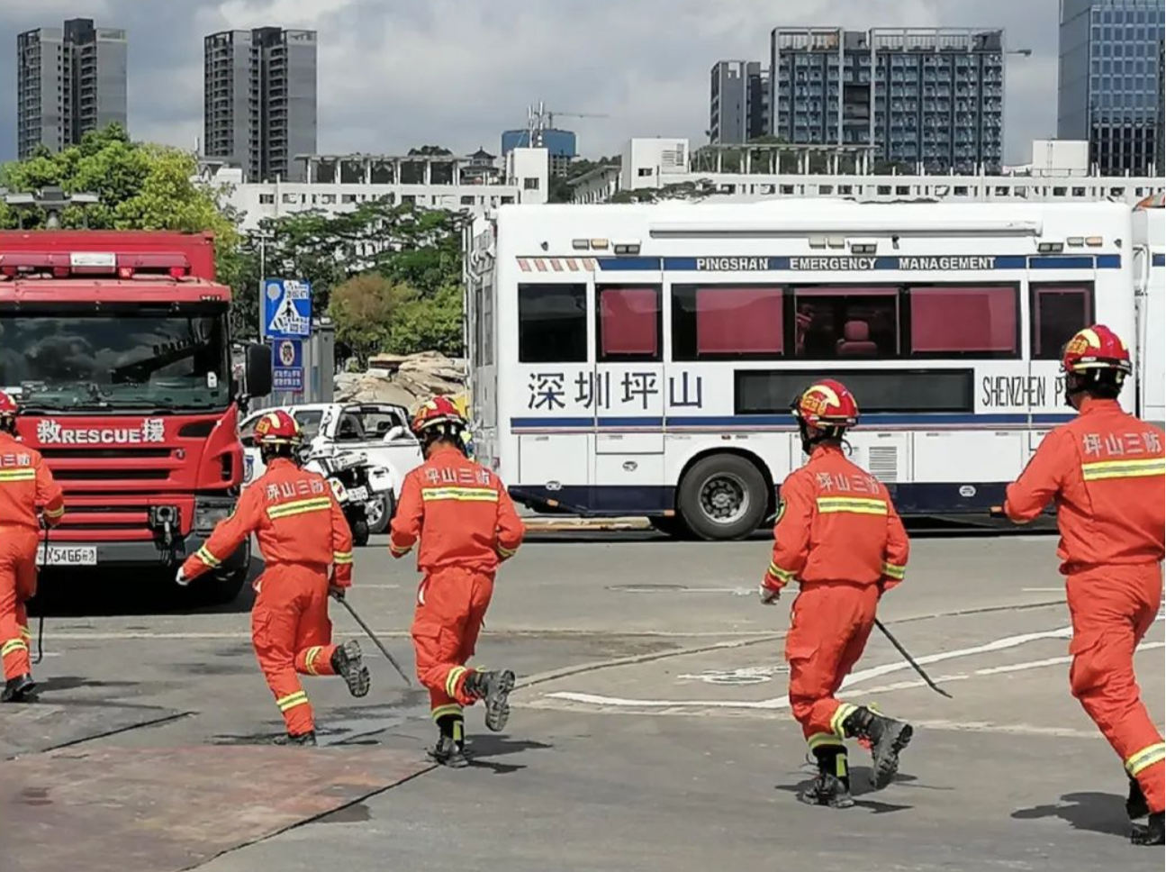 坚守·坪山应急 | 踔厉奋发、笃行不怠，筑牢城市安全防线！