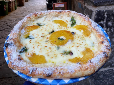 名厨在披萨上放菠萝后，意大利人不淡定了……