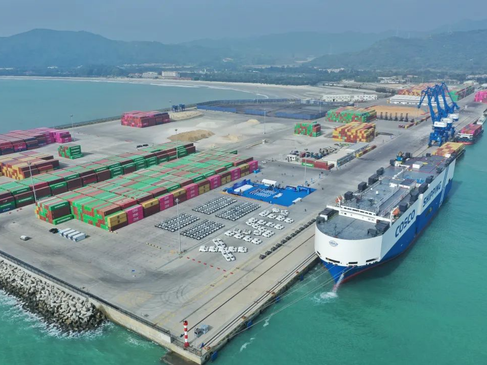 工业：深圳经济高质量发展主引擎