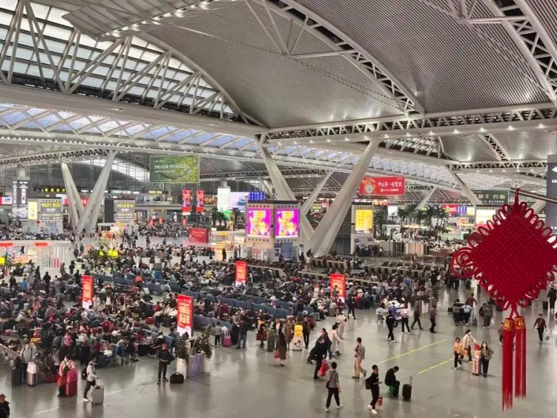 客流持续攀升！2月16日全国铁路预计发送旅客1530万人次