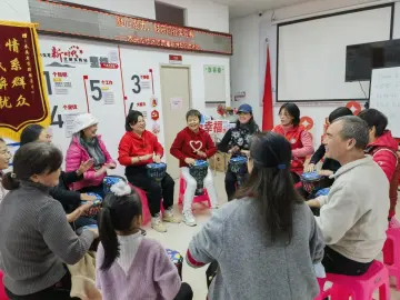 木头龙社区志愿者开展非洲鼓团建活动