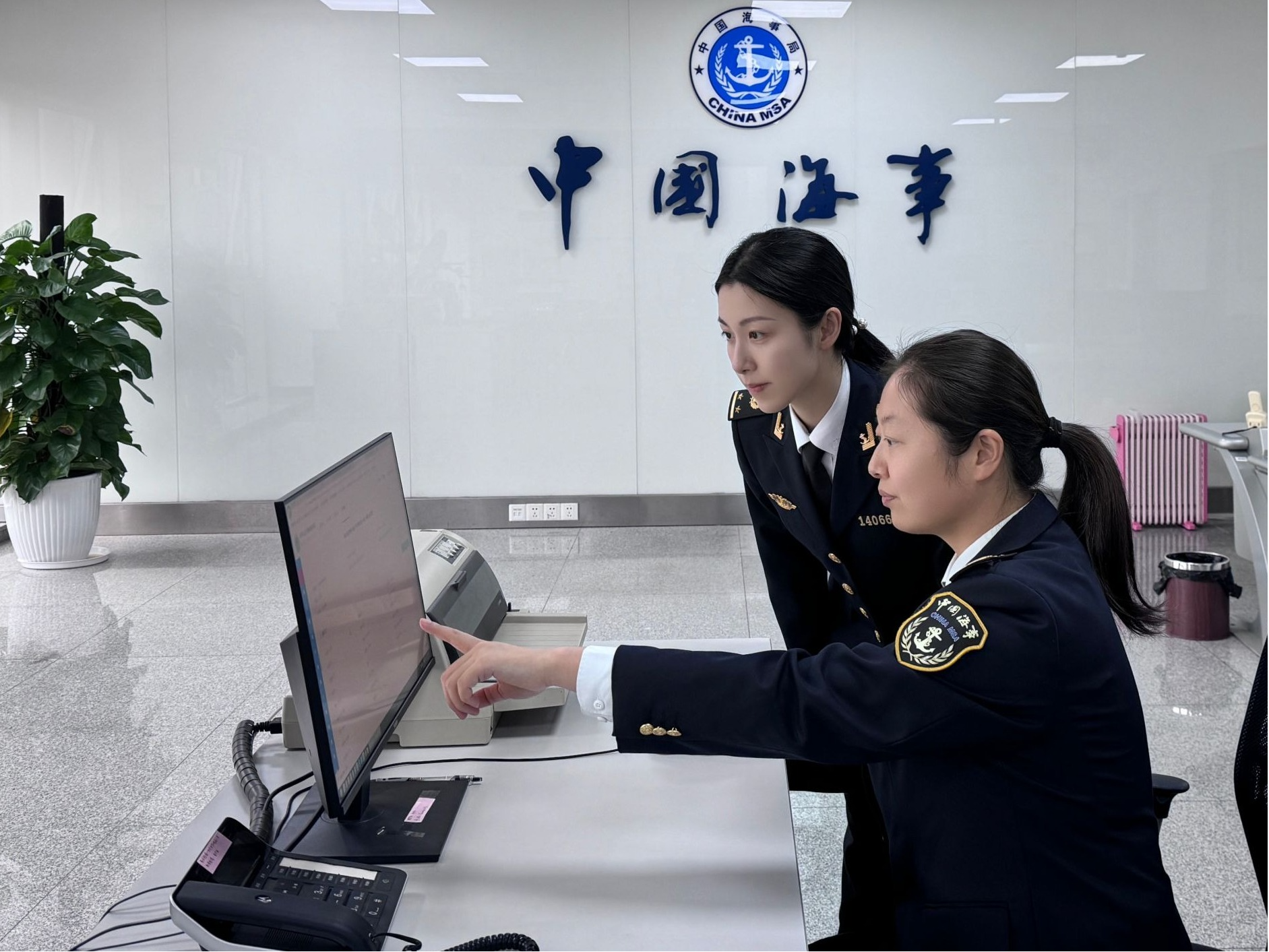 海事温暖来护航 新春水果有保障