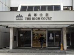 香港高等法院向乱港分子许智峰颁发破产令 