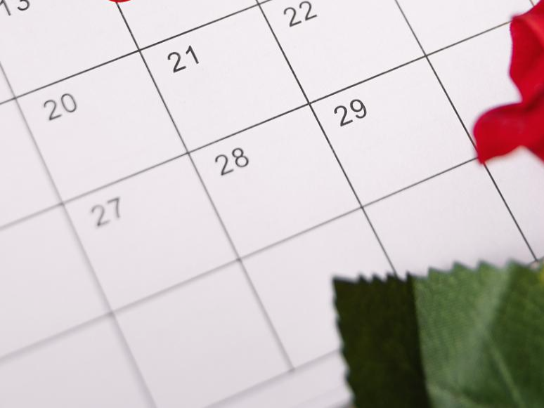 四年一度的2月29日，“额外”24小时怎么来的？ 