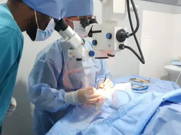 深圳医生好样的！在非洲成功抢救失血近3000ml的产妇