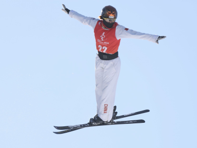 孔凡钰夺得十四冬自由式滑雪空中技巧女子组冠军